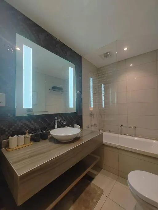 Stunning 2Br Paramount Apartment Dubai